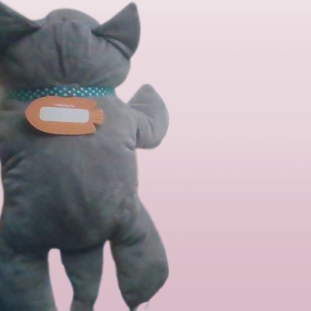 Large Plush Cat - Picture 3 of 3